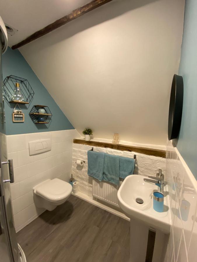 La Petite Maison - No 4 La Relierie Gavray-sur-Sienne ภายนอก รูปภาพ