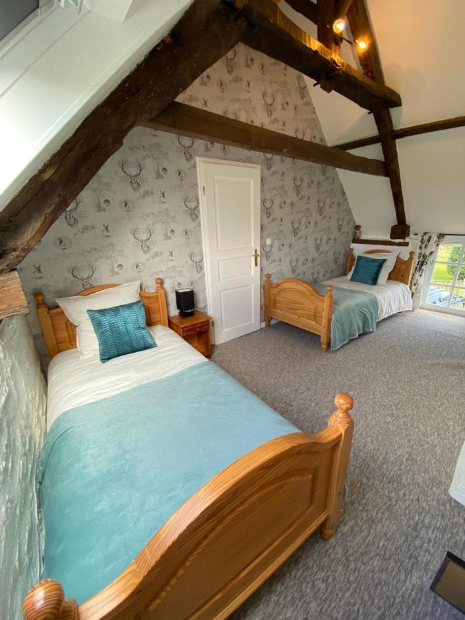 La Petite Maison - No 4 La Relierie Gavray-sur-Sienne ภายนอก รูปภาพ