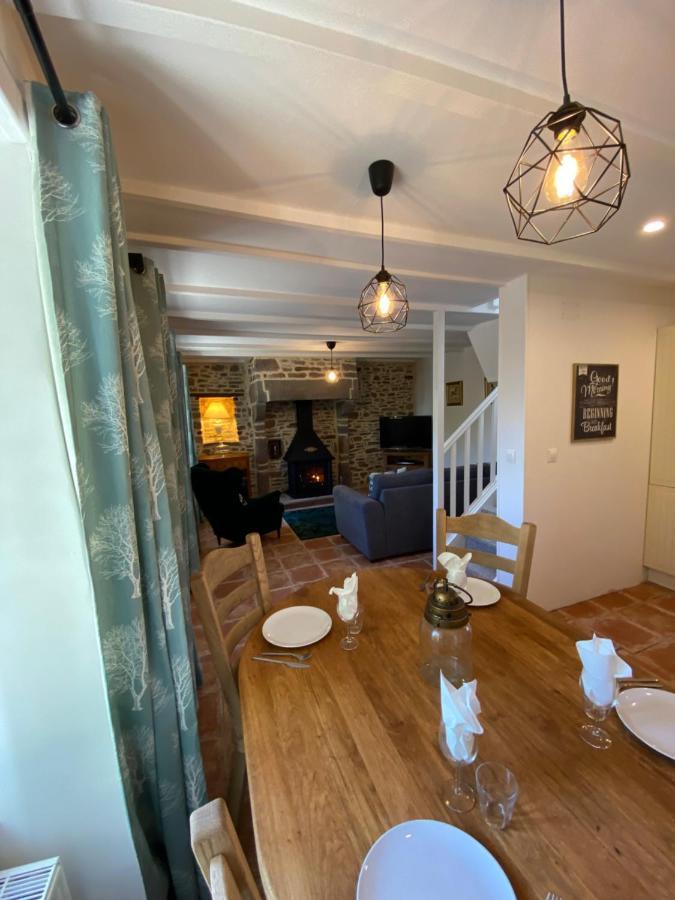 La Petite Maison - No 4 La Relierie Gavray-sur-Sienne ภายนอก รูปภาพ
